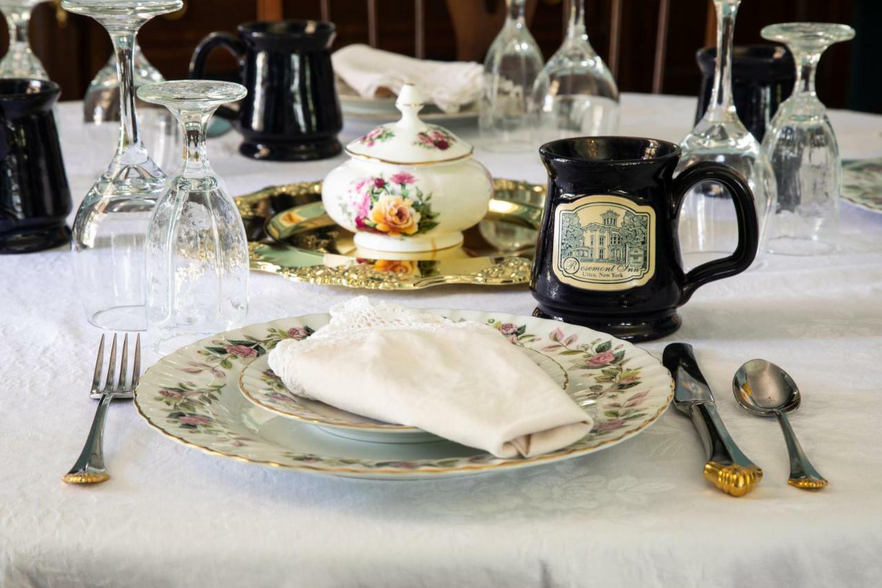 Rosemont Inn Utica Bagian luar foto