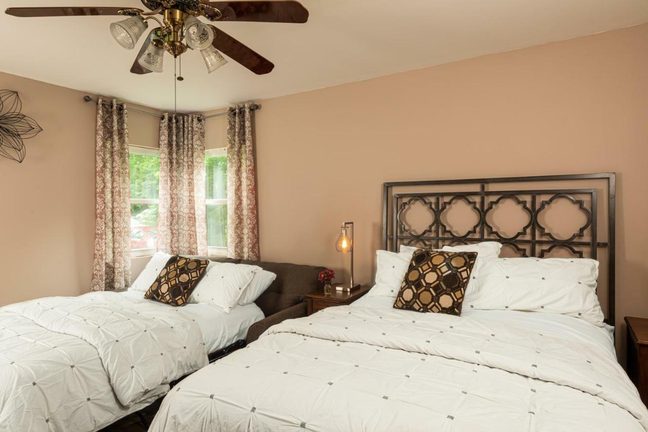 Rosemont Inn Utica Bagian luar foto